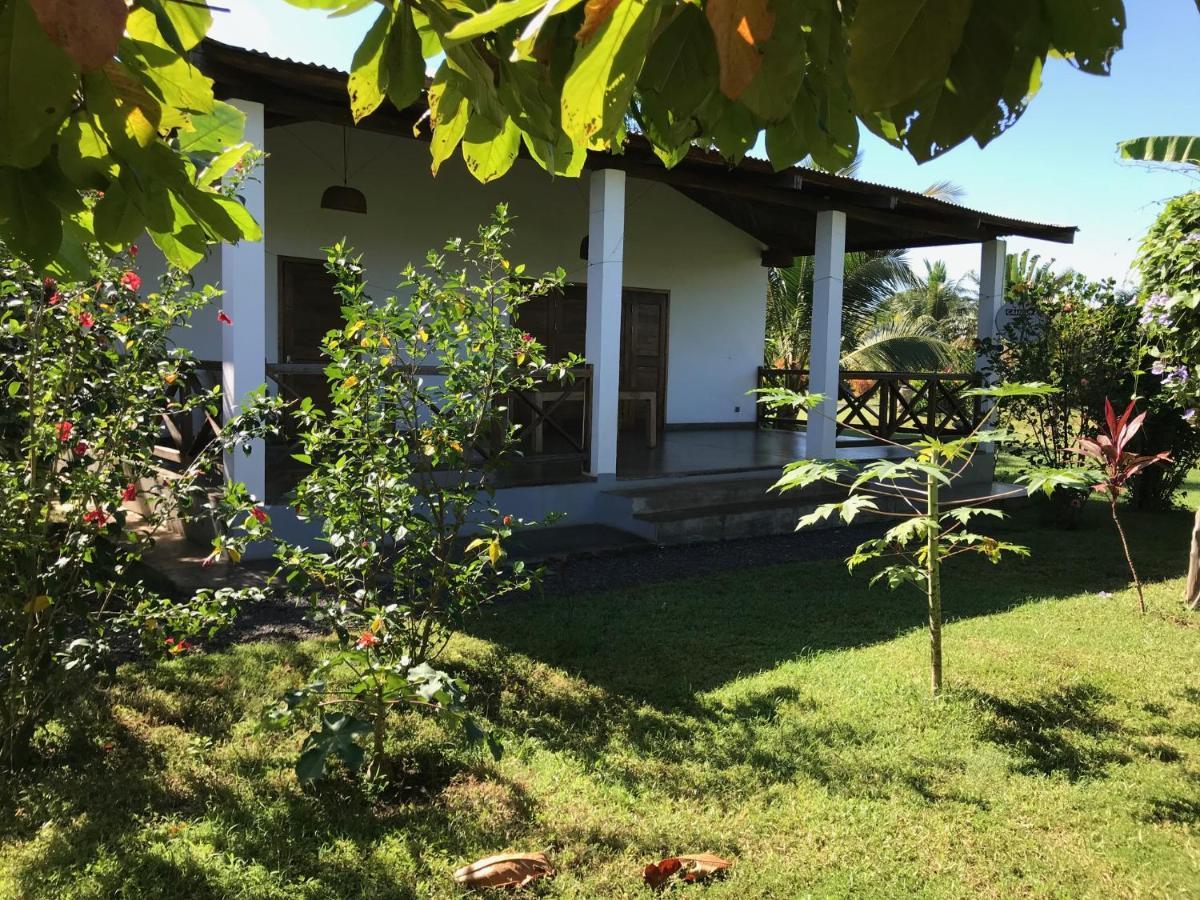 Les Hibiscus Villa Ambondrona  Екстериор снимка